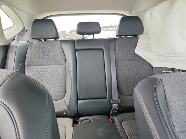 2025 KIA SELTOS S, X-Line