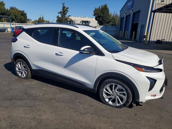 2023 CHEVROLET BOLT EUV LT