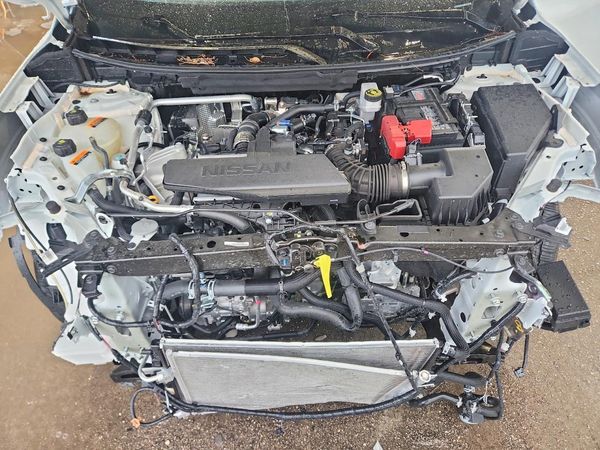 2026 NISSAN ROGUE SV — Engine bay