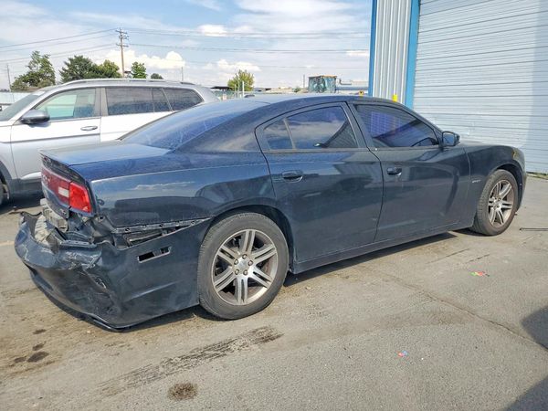 2013 DODGE CHARGER