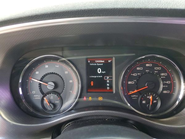 2013 DODGE CHARGER