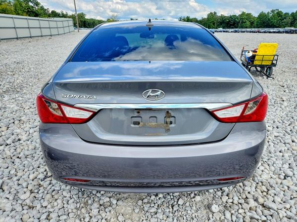 2013 HYUNDAI SONATA GLS/ GLS Popular