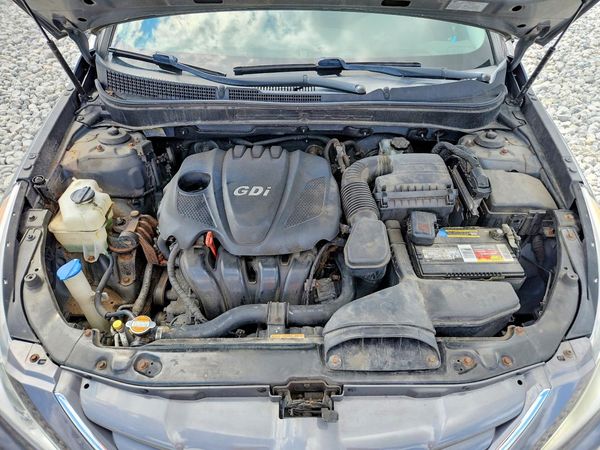 2013 HYUNDAI SONATA GLS/ GLS Popular