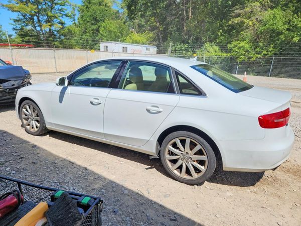 2013 AUDI A4 quattro Premium Plus