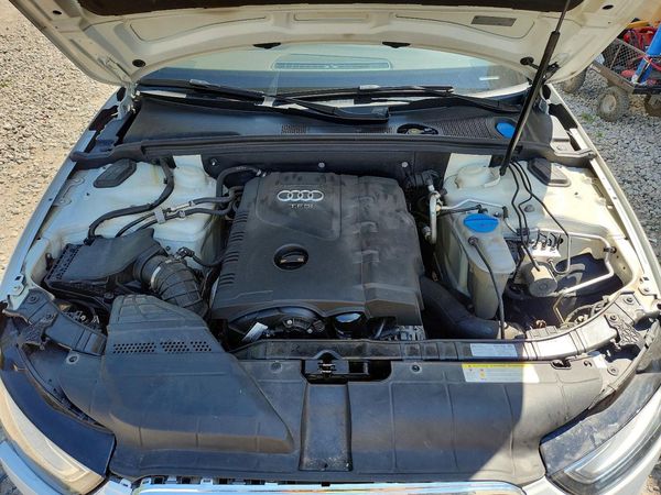 2013 AUDI A4 quattro Premium Plus