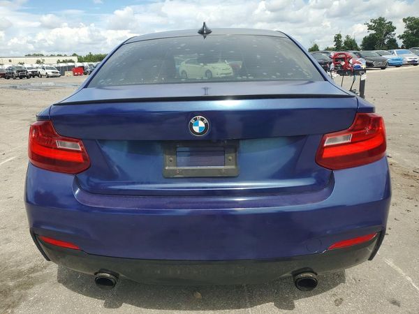 2016 BMW M235I