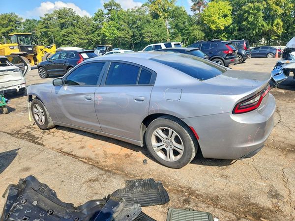 2017 DODGE CHARGER SE