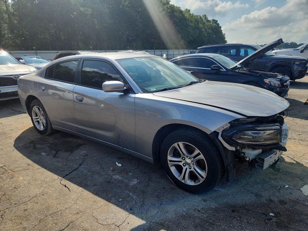 2017 DODGE CHARGER SE