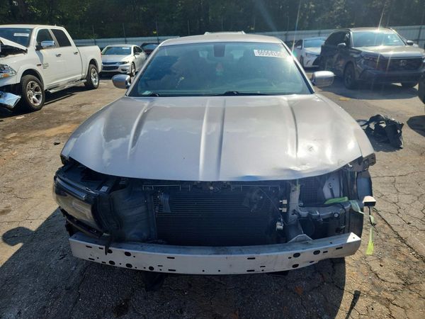 2017 DODGE CHARGER SE