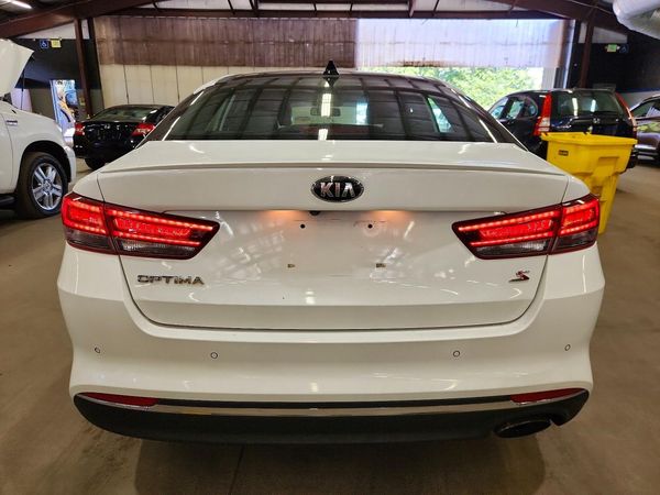 2018 KIA OPTIMA LX