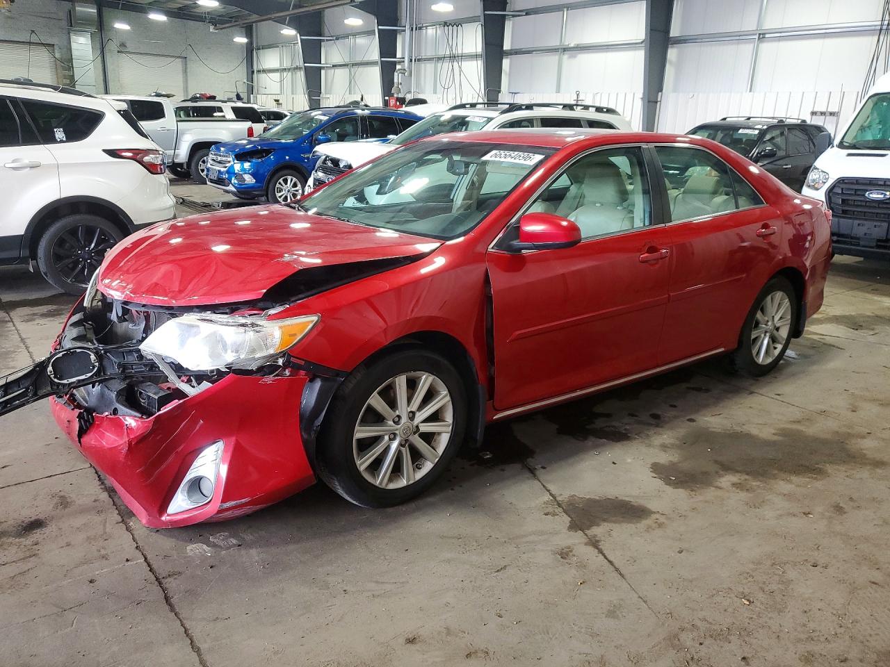 2014 TOYOTA CAMRY
