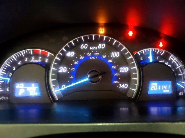 2014 TOYOTA CAMRY