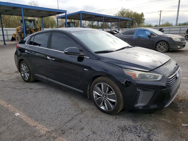 2018 HYUNDAI IONIQ Limited (HEV)