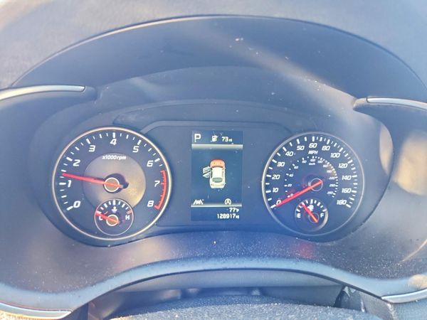 2022 KIA STINGER