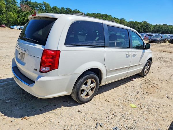 2013 DODGE GRAND CARAVAN SXT