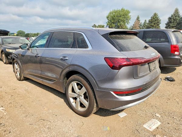 2019 AUDI E-TRON