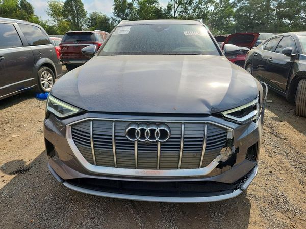 2019 AUDI E-TRON