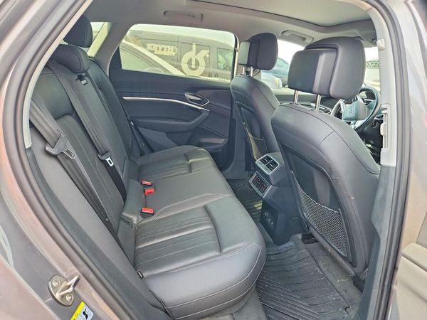 2019 AUDI E-TRON