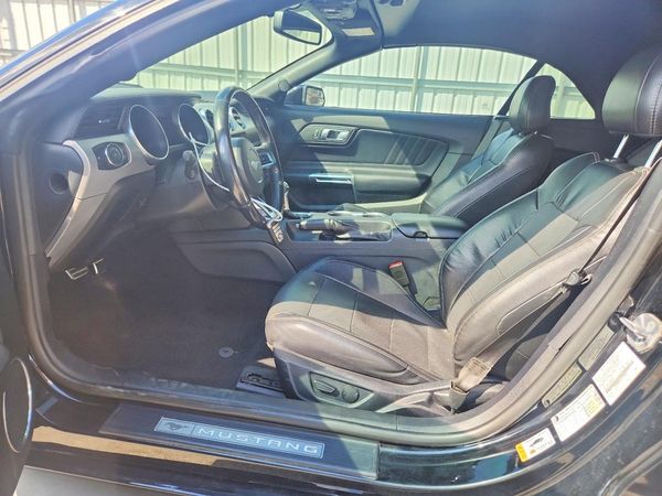 2020 FORD MUSTANG GT Convertible — DENT