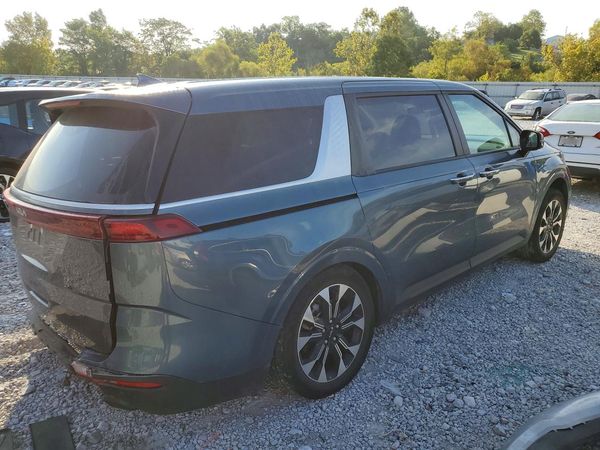 2024 KIA CARNIVAL