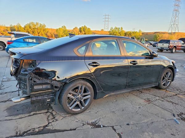 2020 KIA FORTE GT Line