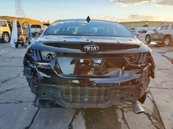 2020 KIA FORTE GT Line