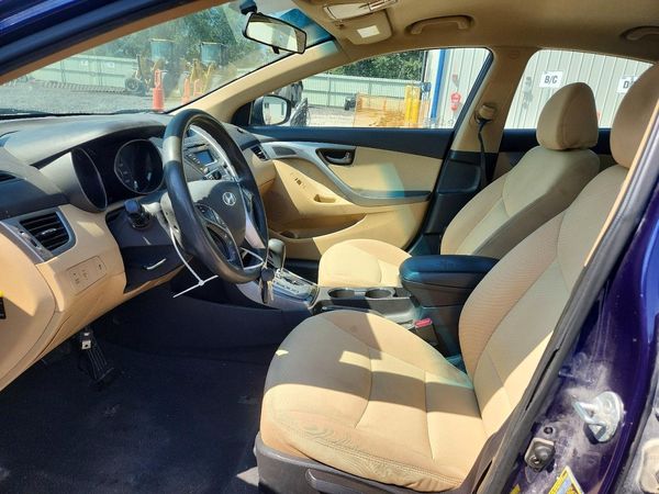 2013 HYUNDAI ELANTRA