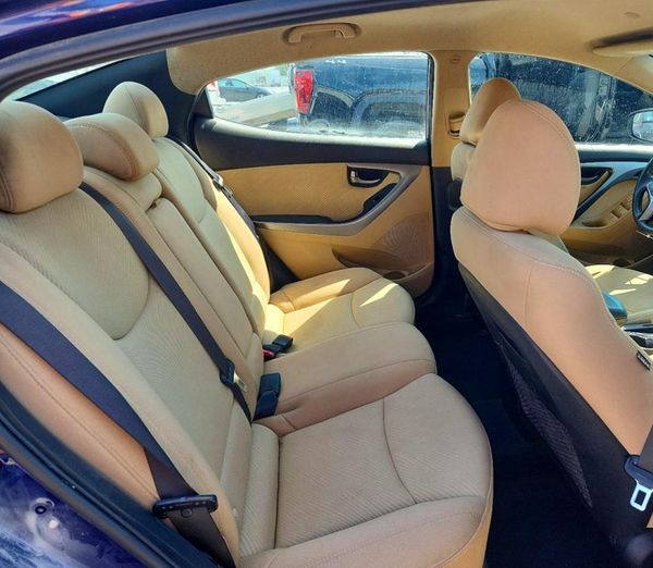 2013 HYUNDAI ELANTRA