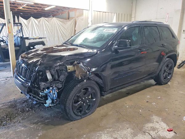 2018 JEEP GRAND CHEROKEE Laredo