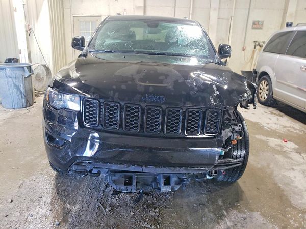2018 JEEP GRAND CHEROKEE Laredo