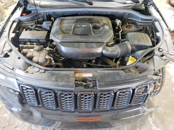 2018 JEEP GRAND CHEROKEE Laredo