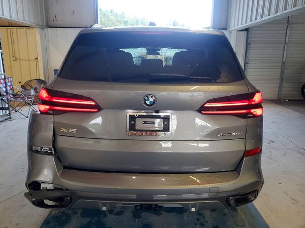 2026 BMW X5 xDrive40
