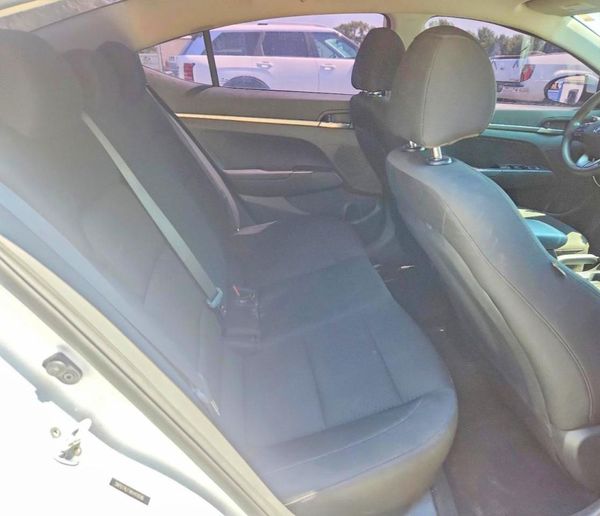 2019 HYUNDAI ELANTRA