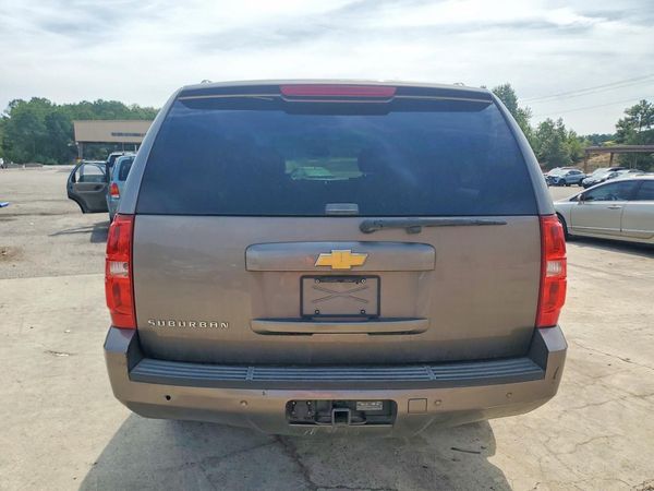 2013 CHEVROLET SUBURBAN LT