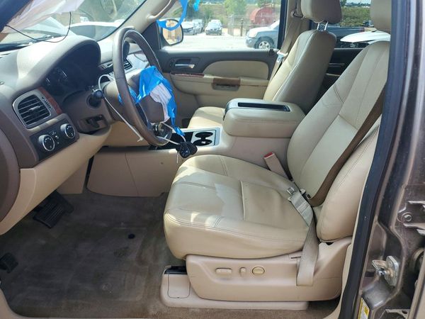 2013 CHEVROLET SUBURBAN LT