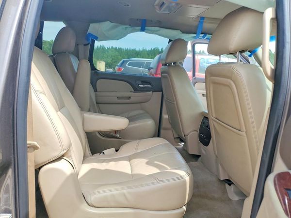 2013 CHEVROLET SUBURBAN LT