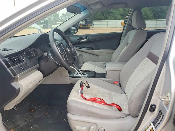 2014 TOYOTA CAMRY