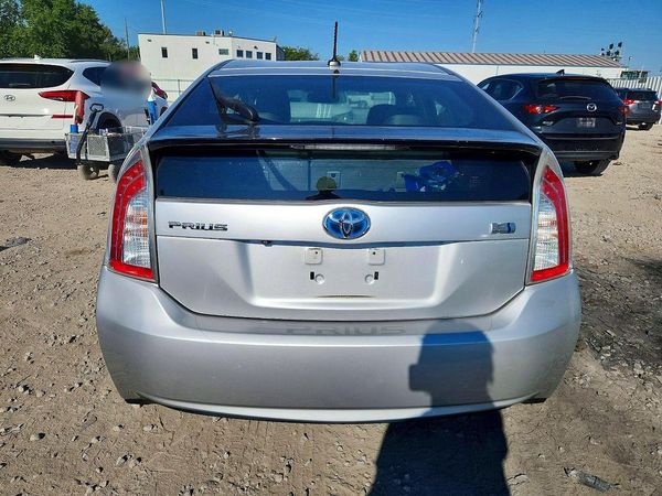2014 TOYOTA PRIUS