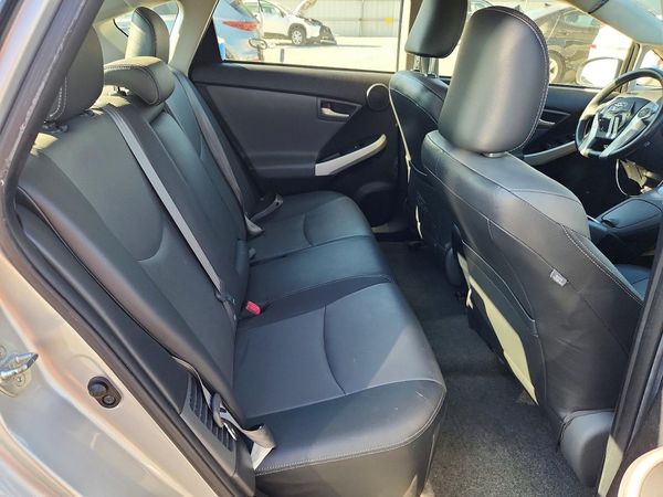 2014 TOYOTA PRIUS