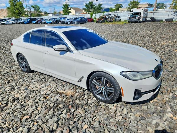 2021 BMW 530