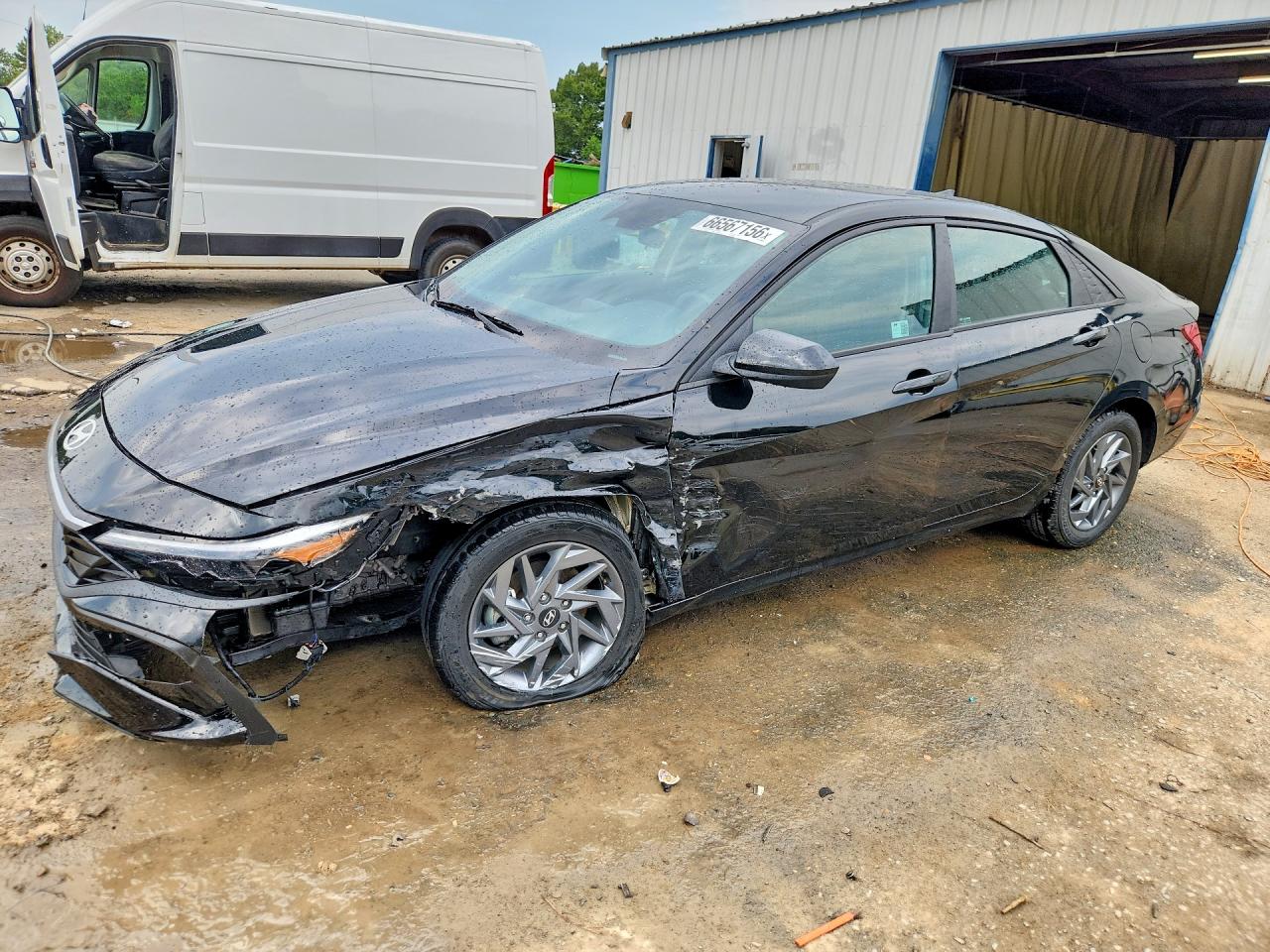 2024 HYUNDAI ELANTRA