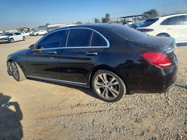 2016 MERCEDES-BENZ C C300