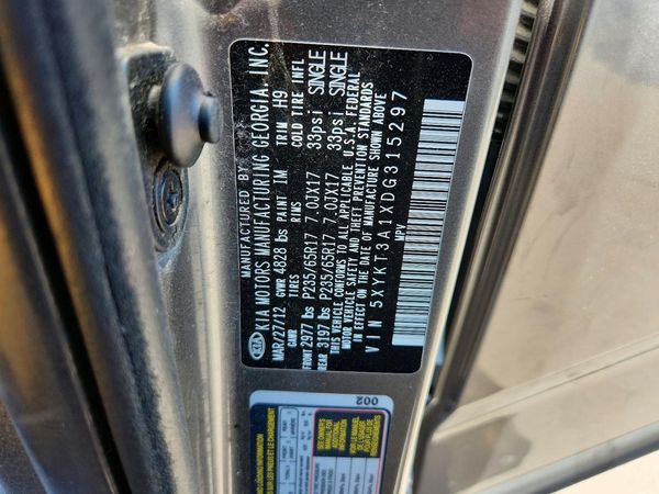 2013 KIA SORENTO Base / LX