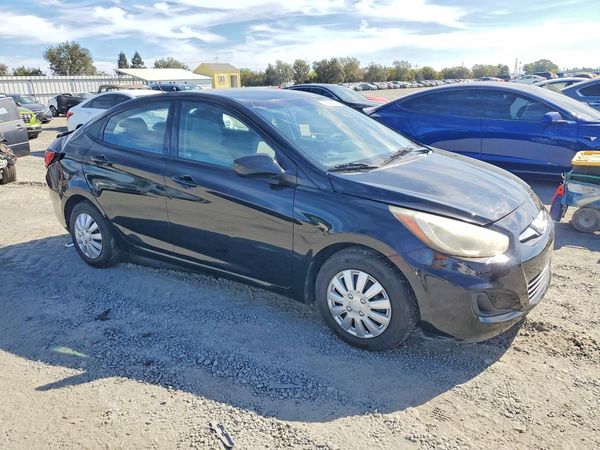 2013 HYUNDAI ACCENT GLS, GS