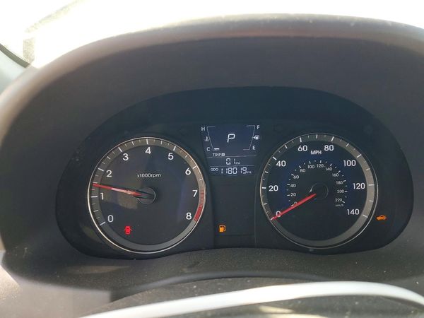 2013 HYUNDAI ACCENT GLS, GS