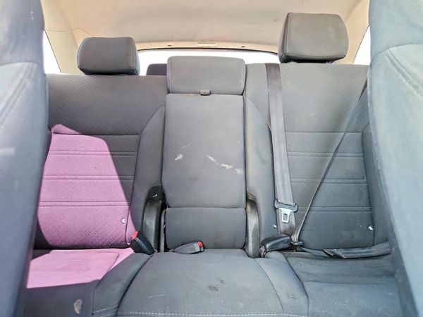 2016 KIA SORENTO L / LX