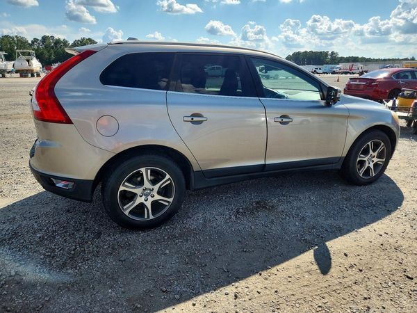 2012 VOLVO XC60