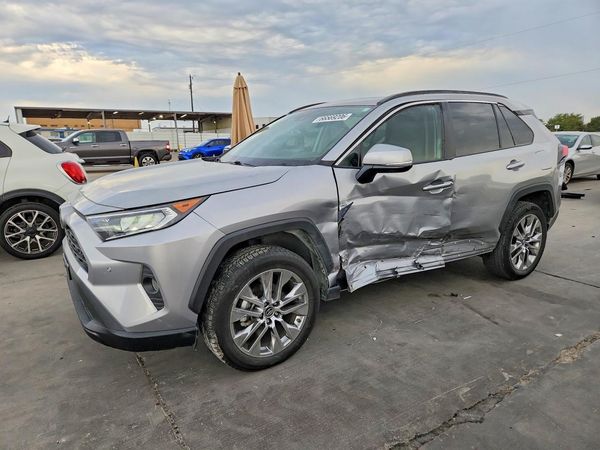 2019 TOYOTA RAV4 XLE Premium