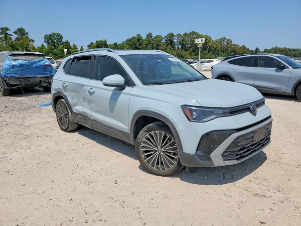 2025 VOLKSWAGEN TAOS SE