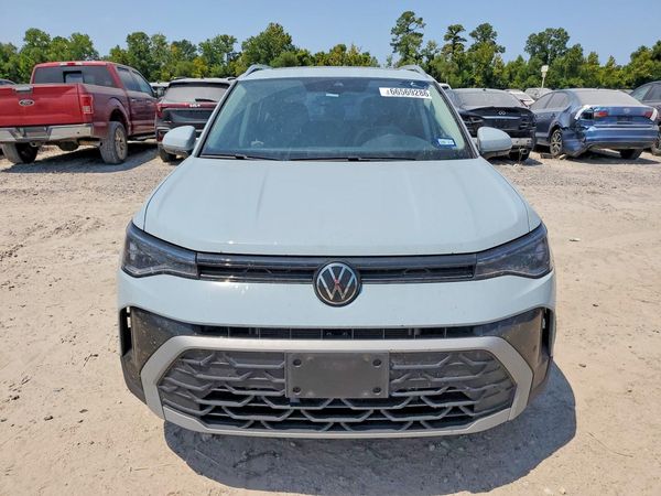 2025 VOLKSWAGEN TAOS SE